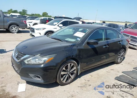 2017 Nissan Altima 3.5 Sr z USA, uszkodzony, nr VIN 1N4BL3AP9HC168703